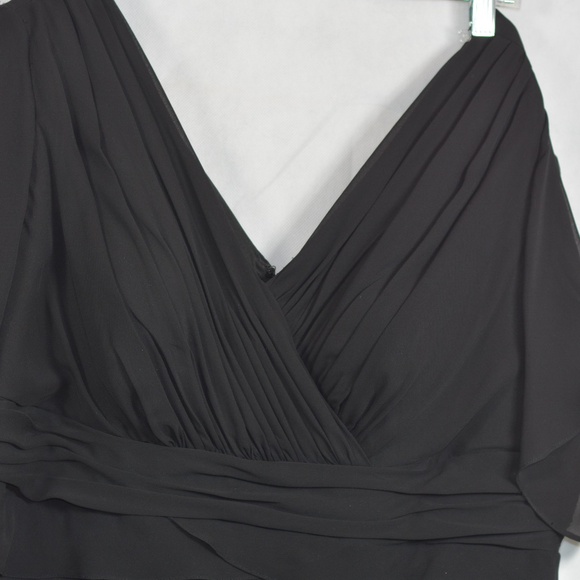 Symphony of Venus SZ 22 Black Dinner Dress - Picture 5 of 12